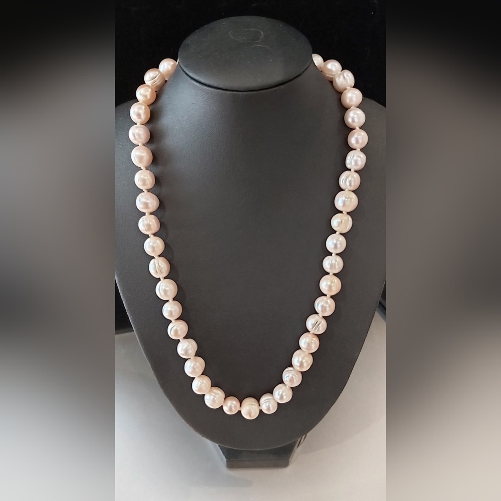 17" Semi-Baroque Circled Freshwater Pearl Necklace 9mm-10mm